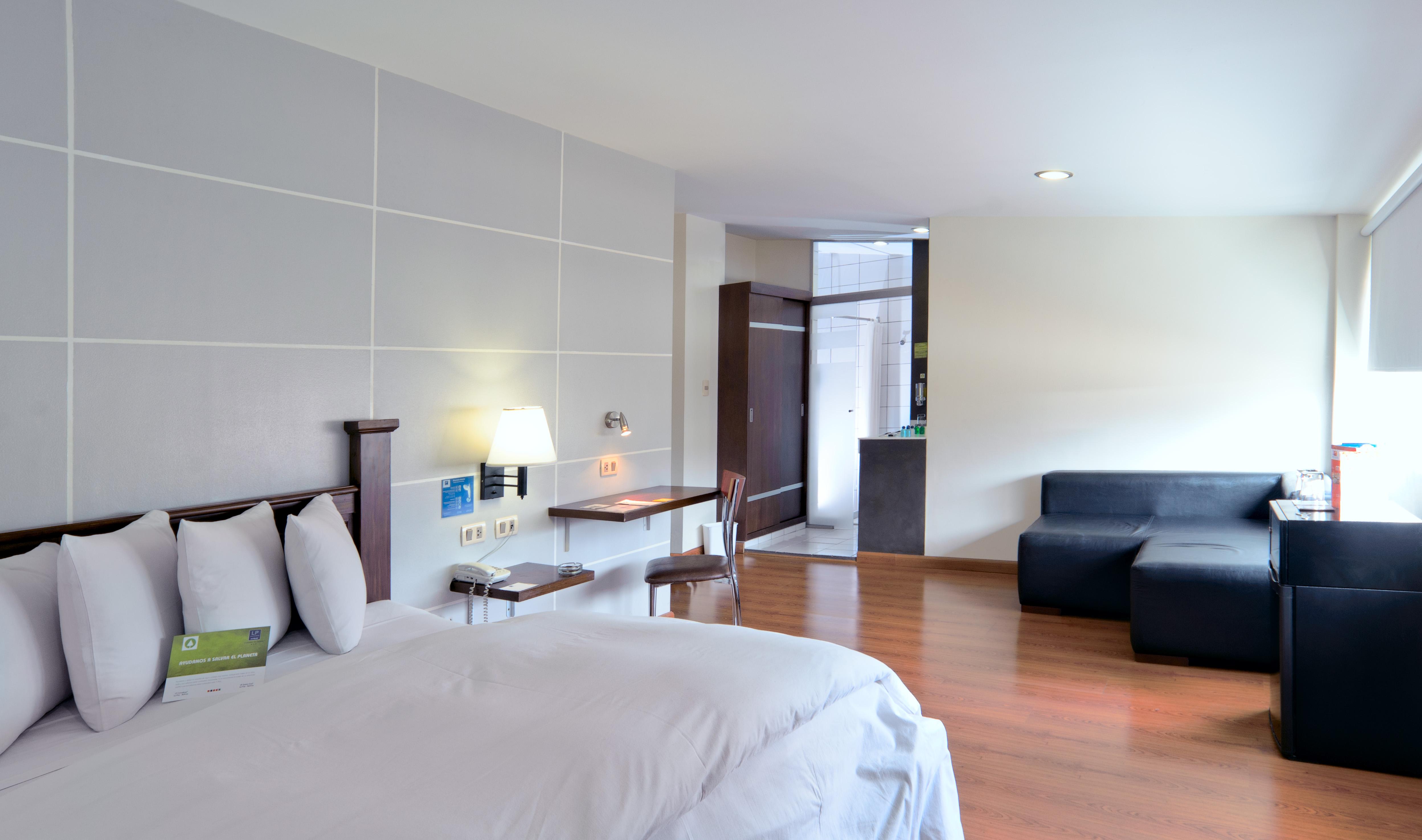 Hotel Lp Columbus La Paz Bagian luar foto